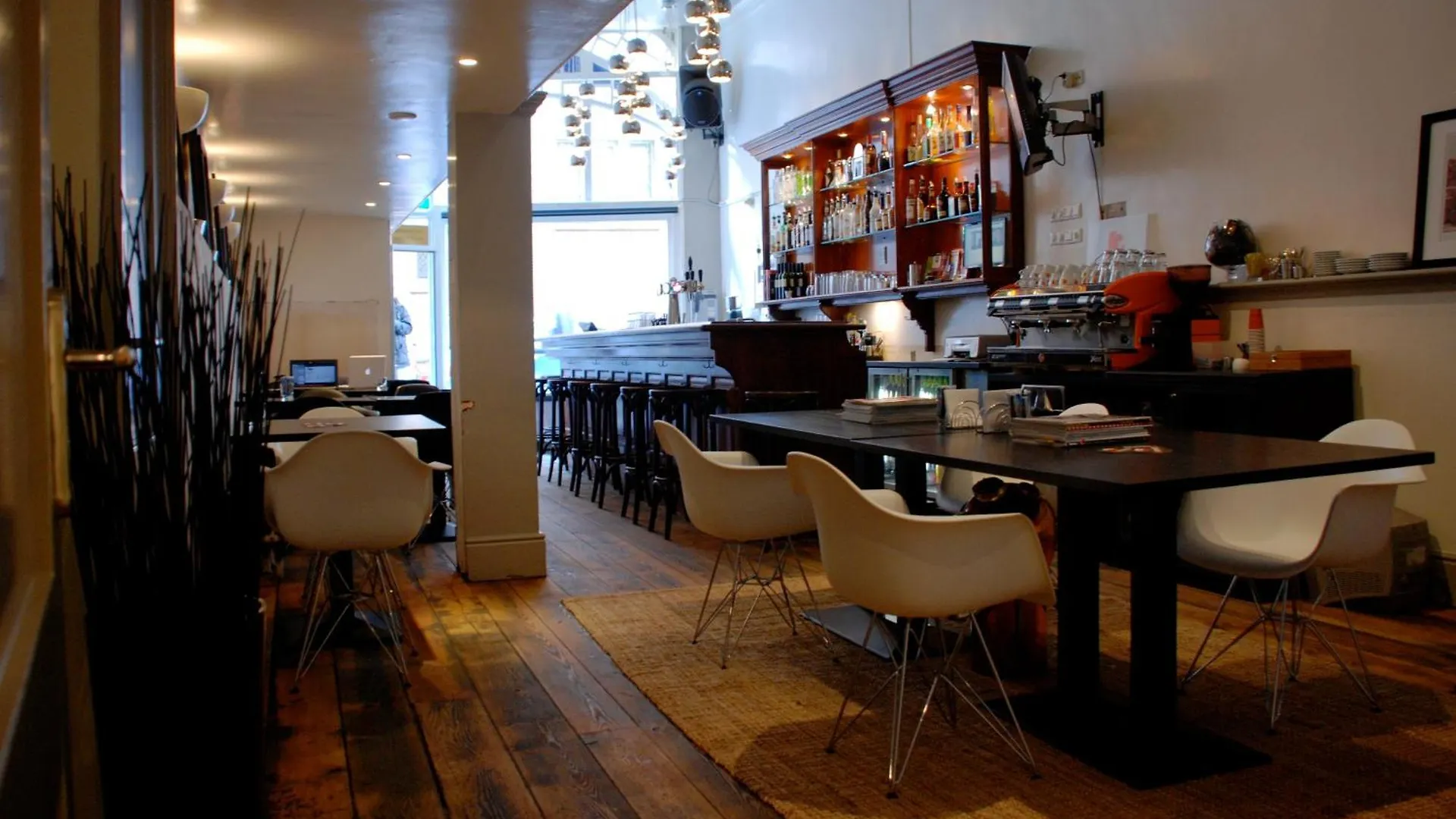Frisco Inn Amsterdam Hotell