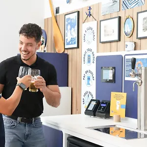 Отель Meininger Amstel