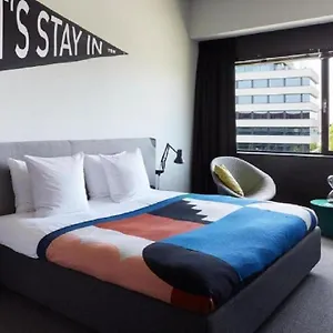 The Social Hub West 4 Star Hotell