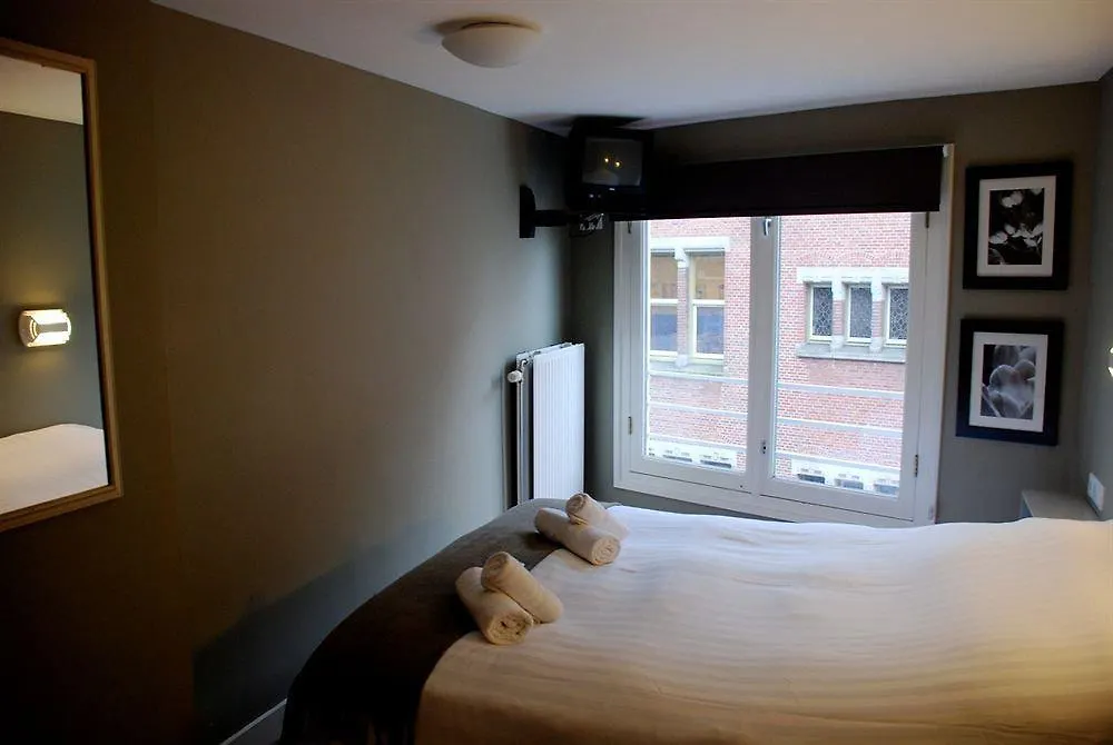 Frisco Inn Amsterdam 2*,